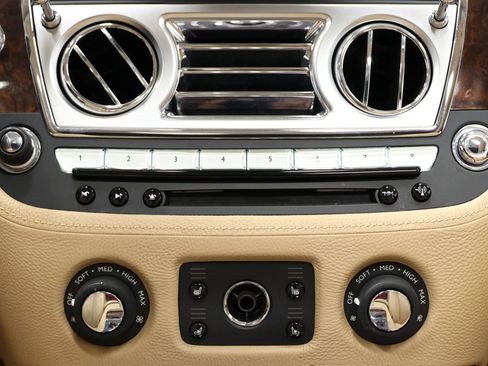 Used 2011 Rolls-Royce Ghost Sedan 4D image 34