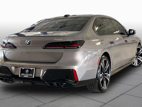 Used 2024 BMW 760i xDrive AWD/4WD image 12