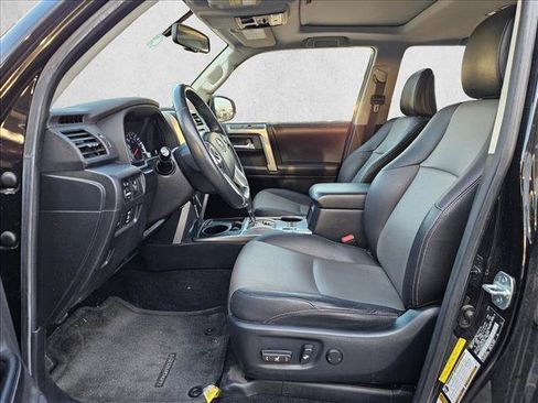 Used 2016 Toyota 4Runner SR5 Premium RWD image 11