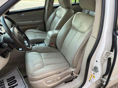 Used 2010 Cadillac DTS Luxury image 9