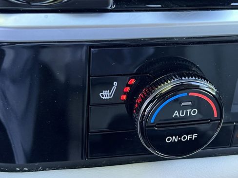 Certified 2025 Nissan Pathfinder SL AWD/4WD image 18