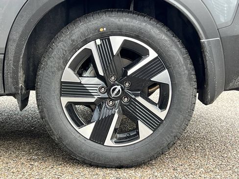 New 2026 Nissan Kicks SV w/ Cold Weather Package AWD/4WD image 5
