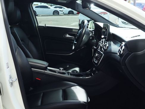 Used 2018 Mercedes-Benz GLA 250 w/ AMG Line Exterior image 30