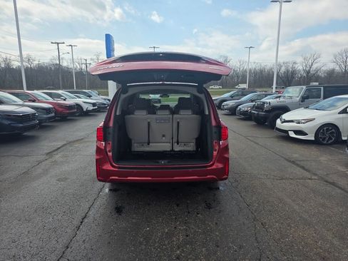 New 2026 Honda Odyssey Touring image 16