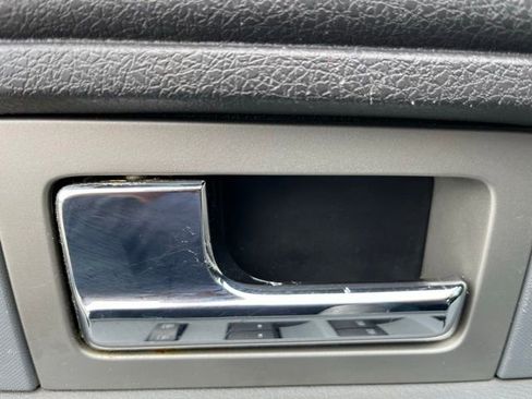 Used 2013 Ford F150 XLT w/ Luxury Equipment Group image 10