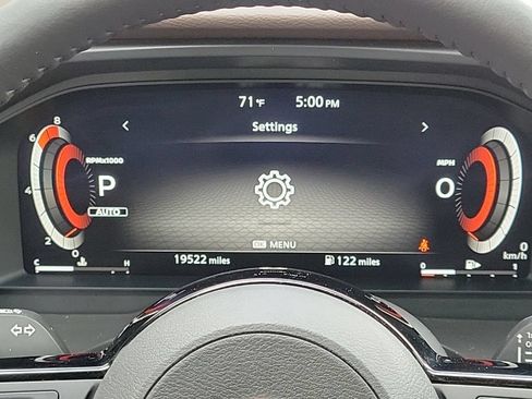 Used 2023 Nissan Rogue Platinum w/ Platinum Premium Package AWD/4WD image 27