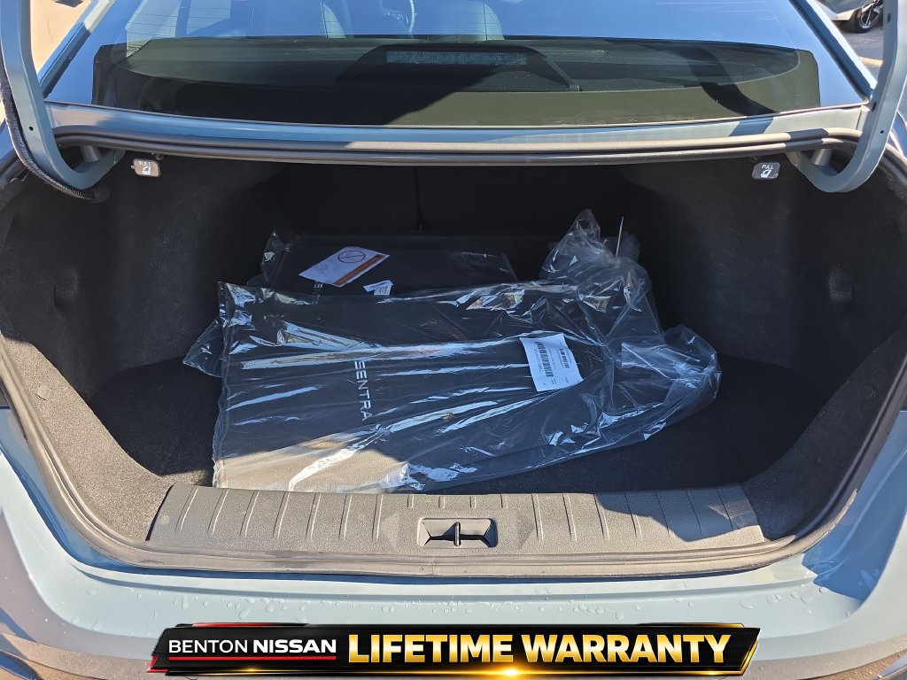 Certified 2026 Nissan Sentra SR w/ SR Premium Package FWD image 15