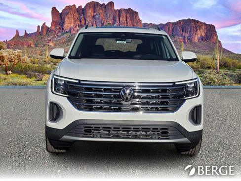 New 2026 Volkswagen Atlas SE FWD image 4