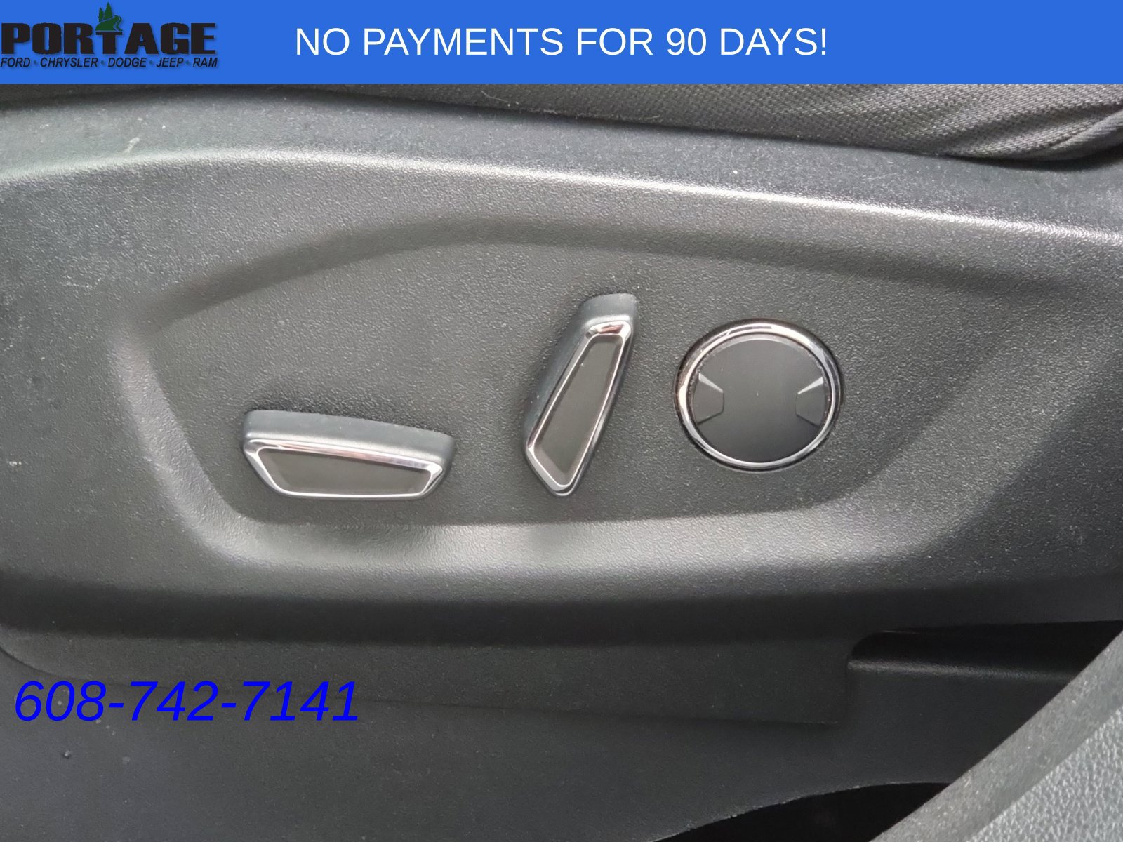 Used 2018 Ford Explorer XLT AWD/4WD image 17