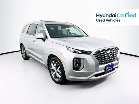 Certified 2022 Hyundai Palisade Limited w/ Winter Package AWD/4WD image 1