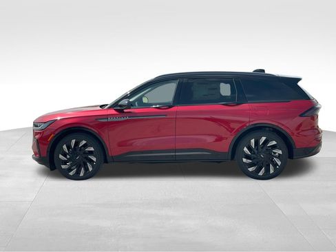 New 2026 Lincoln Nautilus Reserve w/ Jet Appearance Package AWD/4WD image 2