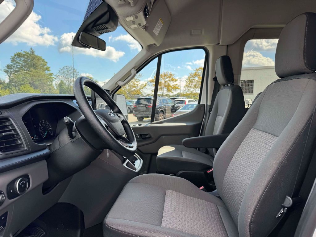 Used 2024 Ford Transit 350 XLT RWD image 15