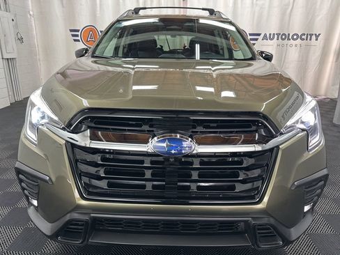 Used 2025 Subaru Ascent Bronze Edition w/ Onyx Package image 3
