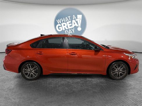 Certified 2023 Kia Forte GT-Line w/ GT-Line Premium Package image 2