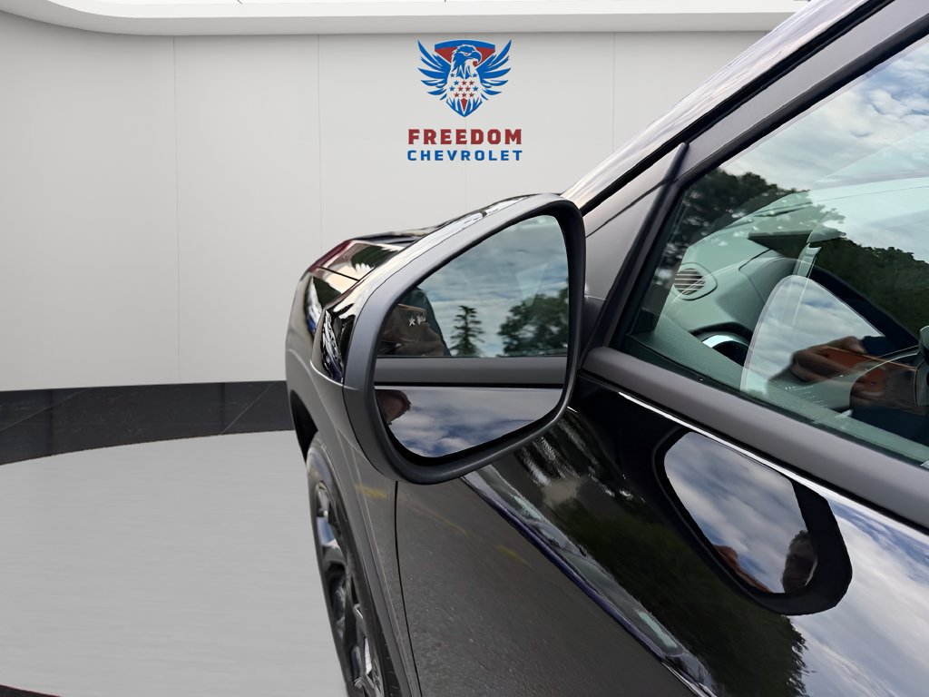 New 2026 Chevrolet Trax LT w/ Driver Confidence Package FWD image 14