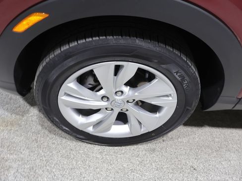 Used 2024 Buick Encore GX Preferred AWD/4WD image 9