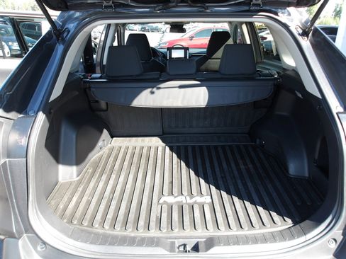 Used 2020 Toyota RAV4 LE image 11