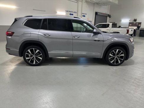 New 2026 Volkswagen Atlas SEL Premium R-Line AWD/4WD image 10