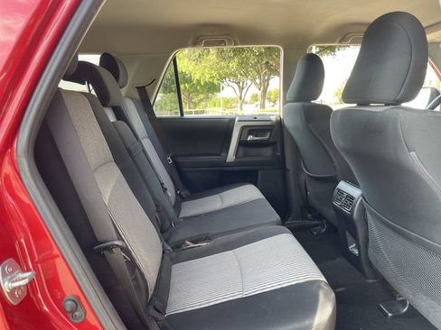 Used 2023 Toyota 4Runner SR5 AWD/4WD image 26