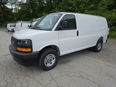 New 2025 GMC Savana 3500 w/ Driver Convenience Package