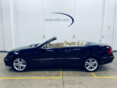 Used 2009 Mercedes-Benz CLK 350 Cabriolet image 4
