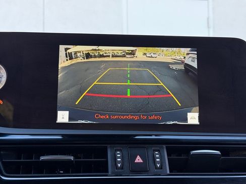 Certified 2025 Lexus ES 300h w/ Premium Package image 15