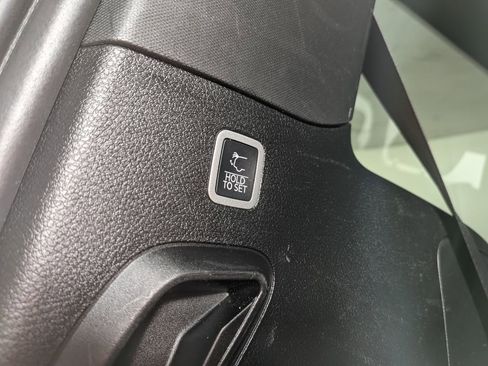 Used 2022 Jeep Wagoneer Series III image 11