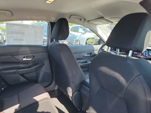 New 2026 Nissan Sentra SR w/ Floor Mat Package image 27