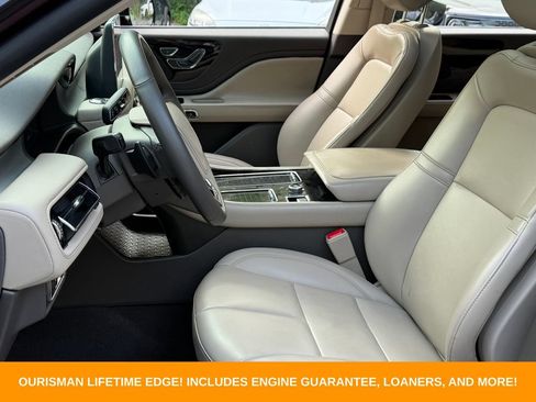 Used 2022 Lincoln Aviator AWD w/ Premium Package image 26
