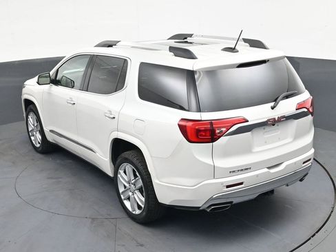 Used 2019 GMC Acadia Denali w/ Technology Package FWD image 22