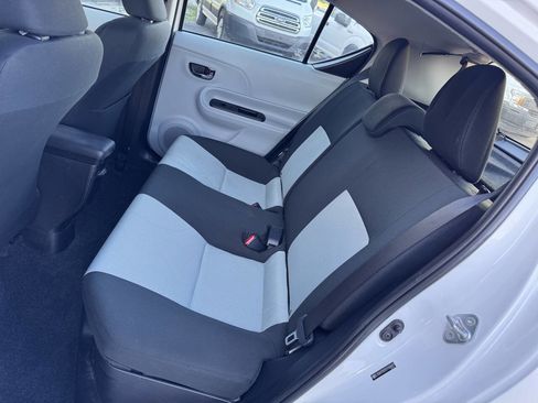 Used 2012 Toyota Prius C Three image 9