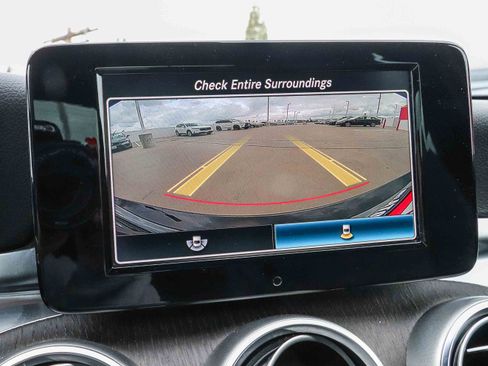 Used 2019 Mercedes-Benz C 300 Sedan image 25