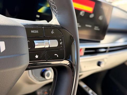 New 2026 Kia Sorento S AWD/4WD image 18