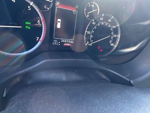 Used 2023 Lexus GX 460 Luxury w/ Sport Design Package AWD/4WD image 4