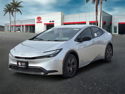 New 2026 Toyota Prius LE image 6
