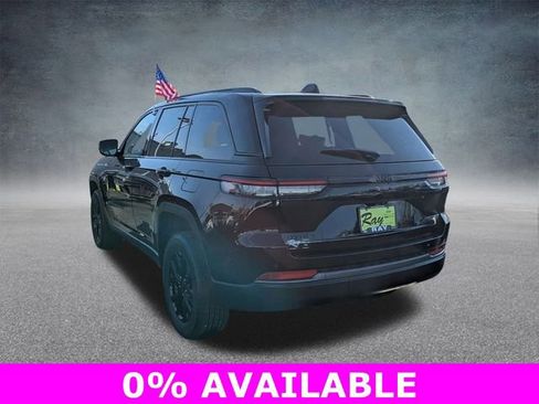 New 2026 Jeep Grand Cherokee Altitude image 6