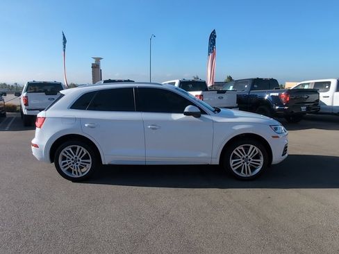 Used 2018 Audi Q5 2.0T Premium Plus w/ Premium Plus Package AWD/4WD image 6