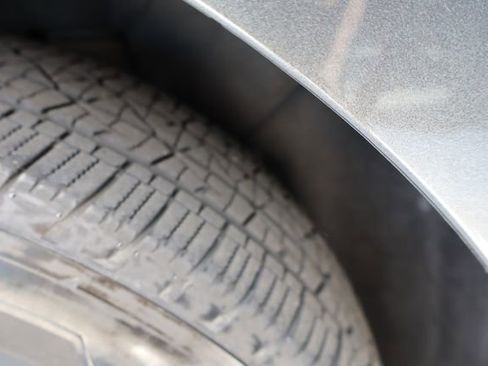 Used 2020 Chevrolet Equinox LT image 42