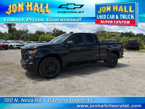 Used 2024 Chevrolet Silverado 1500 Custom w/ Turbomax Blackout Package RWD image 2