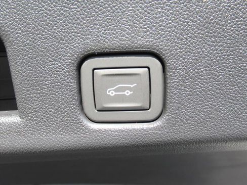 New 2026 Buick Enclave Sport Touring w/ Power Package FWD image 32
