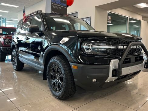 New 2025 Ford Bronco Sport Outer Banks w/ Sasquatch Outer Banks Package image 10