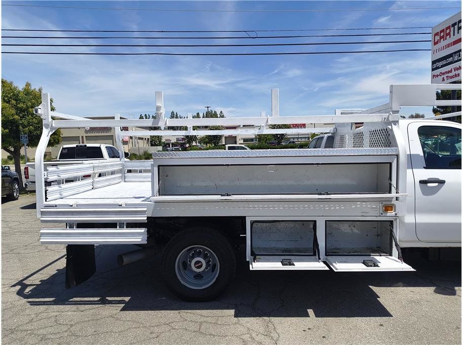 Used 2015 GMC Sierra 3500 2WD Regular Cab image 5