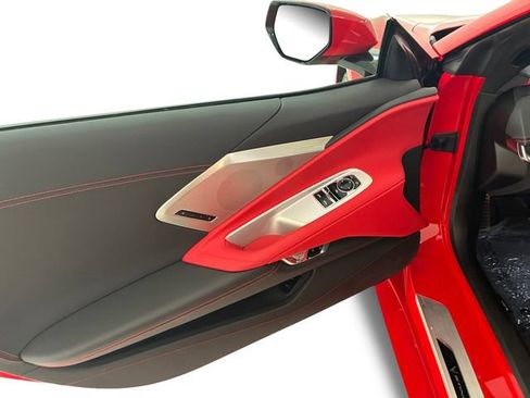 Used 2022 Chevrolet Corvette Stingray Preferred Cpe w/ Z51 Performance Package RWD image 13