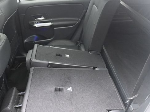 Used 2022 Mercedes-Benz GLB 250 4MATIC image 25