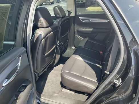 Used 2019 Cadillac XT5 Premium Luxury w/ LPO, Black Ice Package AWD/4WD image 13