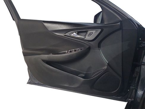 Used 2020 Chevrolet Malibu RS w/ LPO, Convenience Package 1 image 17