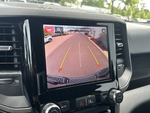 New 2026 RAM 1500 Express AWD/4WD image 17