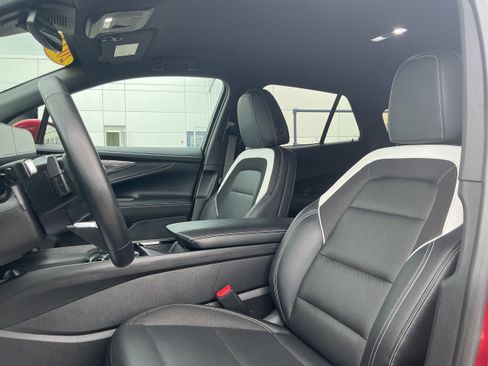 Certified 2024 Chevrolet Blazer EV LT AWD/4WD image 9