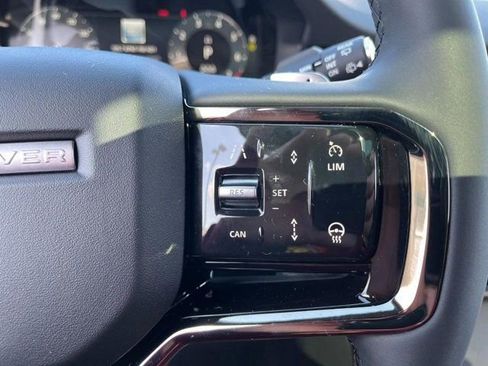 Used 2026 Land Rover Range Rover Evoque Dynamic SE AWD/4WD image 18