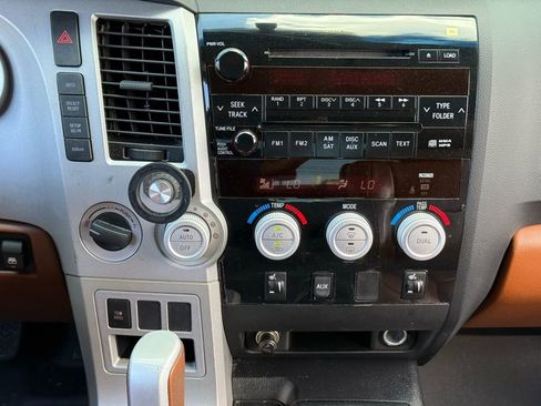 Used 2008 Toyota Tundra Limited image 11